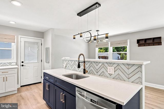 9058 MEADOW HEIGHTS RD, Randallstown, MD 21133