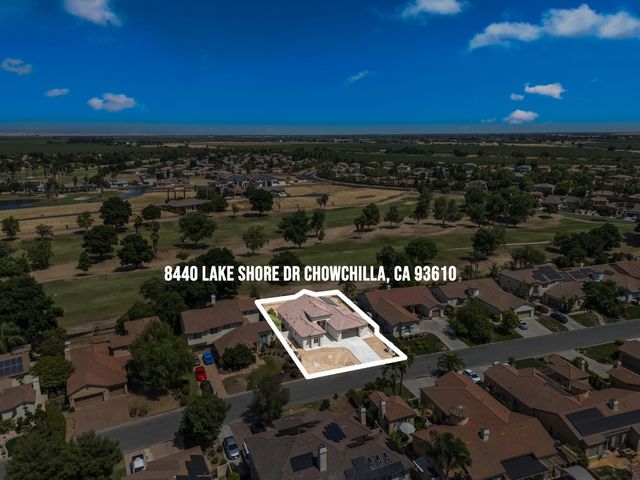 8440 Lake Shore Drive, Chowchilla, CA 93610