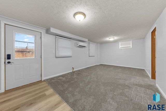 2415 E Franklin St Street, Pierre, SD 57501