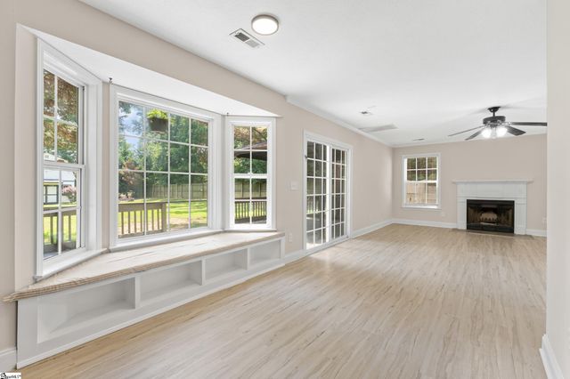 1 Sprouse Farm Way, Fountain Inn, SC 29644