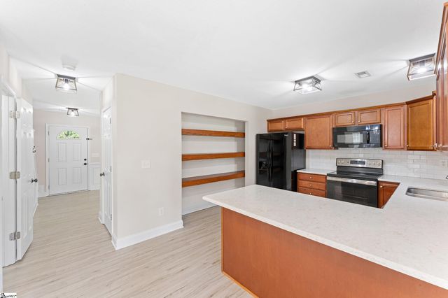 1 Sprouse Farm Way, Fountain Inn, SC 29644