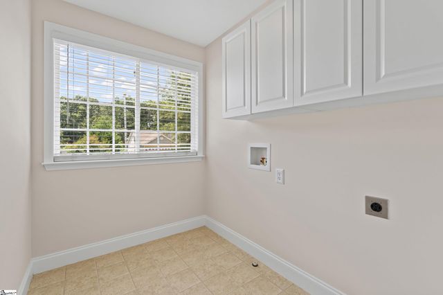 1 Sprouse Farm Way, Fountain Inn, SC 29644