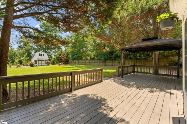 1 Sprouse Farm Way, Fountain Inn, SC 29644