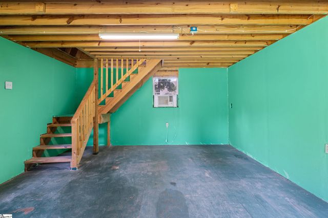 1 Sprouse Farm Way, Fountain Inn, SC 29644