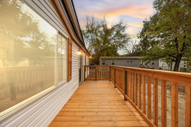 107 Karen Lane, Gun Barrel City, TX 75156