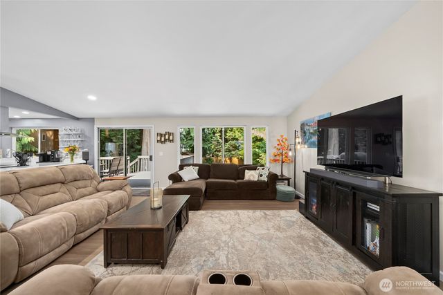 26704 NE Comegys Street, Duvall, WA 98019