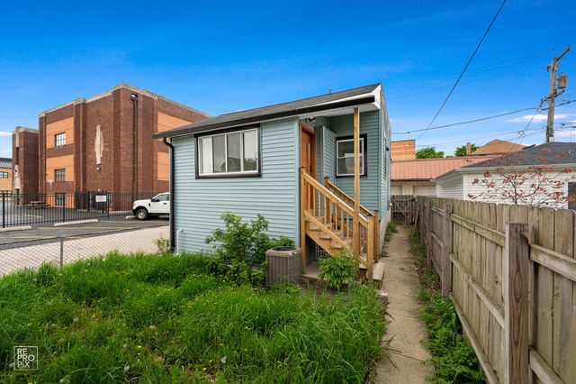 938 Ferdinand Avenue, Forest Park, IL 60130