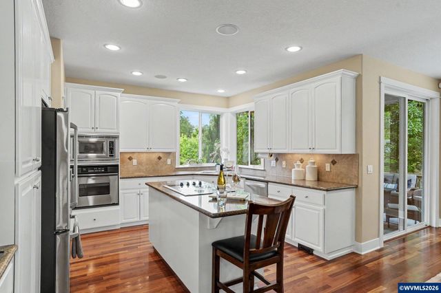 645 SW Sandalwood St, Corvallis, OR 97333