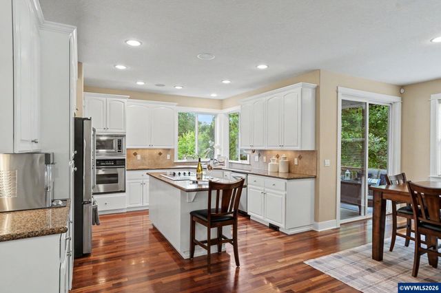 645 SW Sandalwood St, Corvallis, OR 97333
