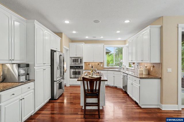 645 SW Sandalwood St, Corvallis, OR 97333