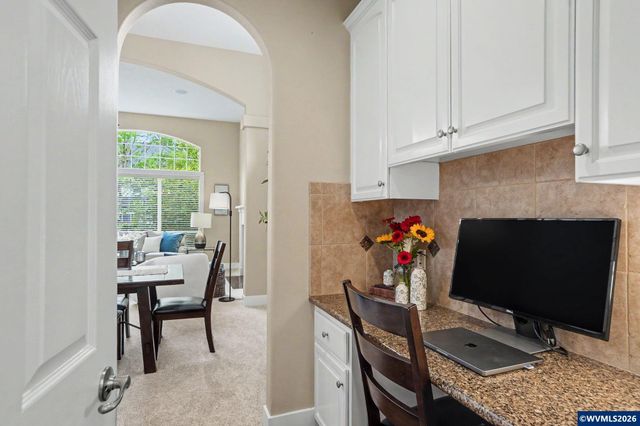 645 SW Sandalwood St, Corvallis, OR 97333
