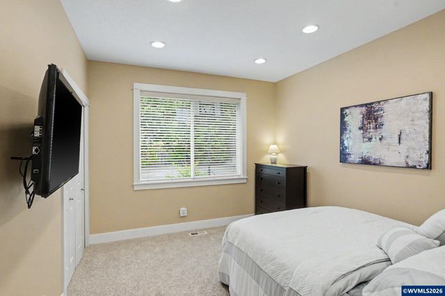 645 SW Sandalwood St, Corvallis, OR 97333