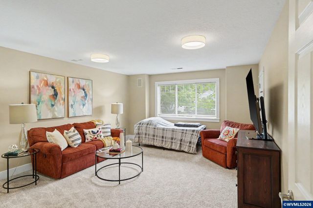 645 SW Sandalwood St, Corvallis, OR 97333