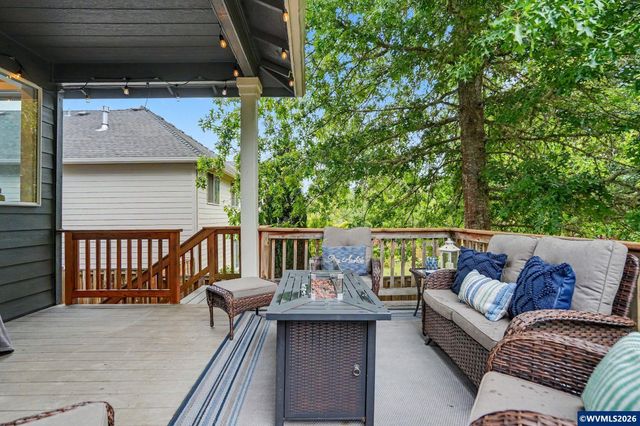 645 SW Sandalwood St, Corvallis, OR 97333