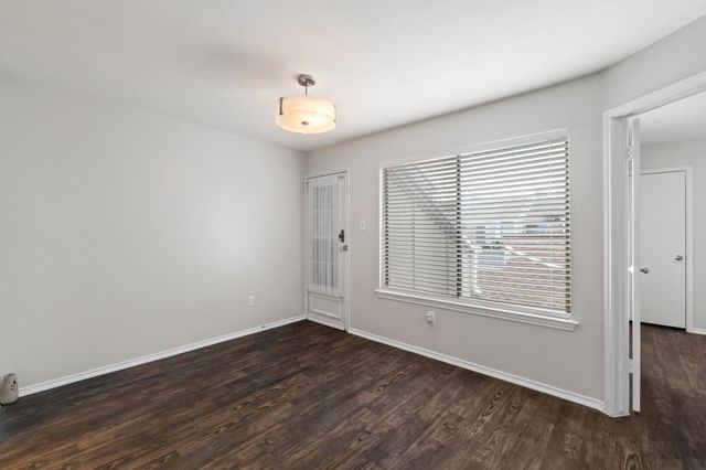 1740 Timber Ridge RD 132, Austin, TX 78741