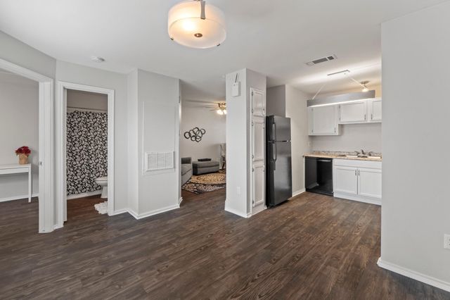 1740 Timber Ridge RD 132, Austin, TX 78741