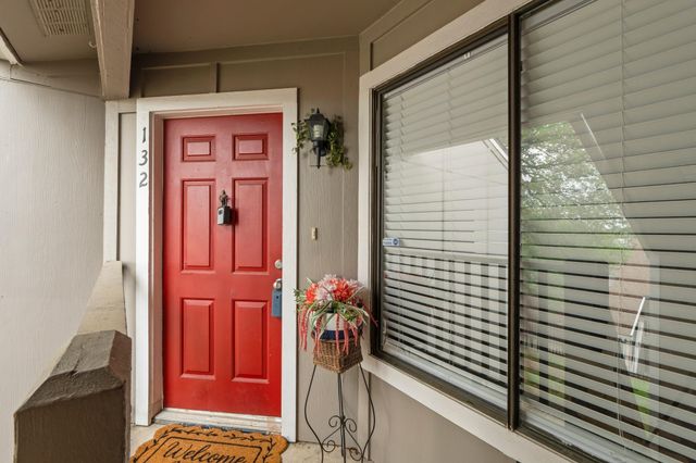 1740 Timber Ridge RD 132, Austin, TX 78741