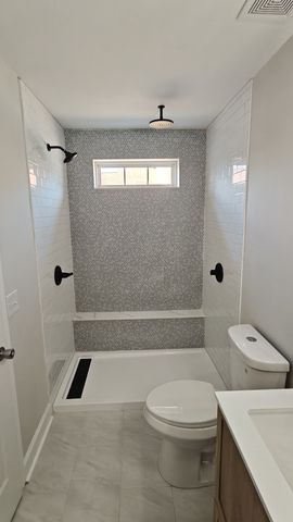 325 Lake Forest Dr, La Vergne, TN 37086