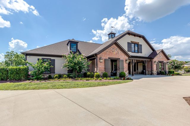 7093 Sky Meadow Dr, College Grove, TN 37046