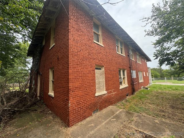 608 N Elm Street, Bristow, OK 74010