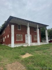 608 N Elm Street, Bristow, OK 74010