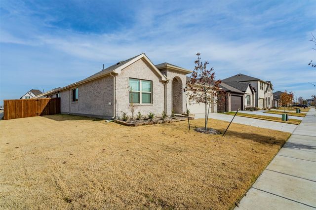 1203 Mill Place, Aubrey, TX 76227
