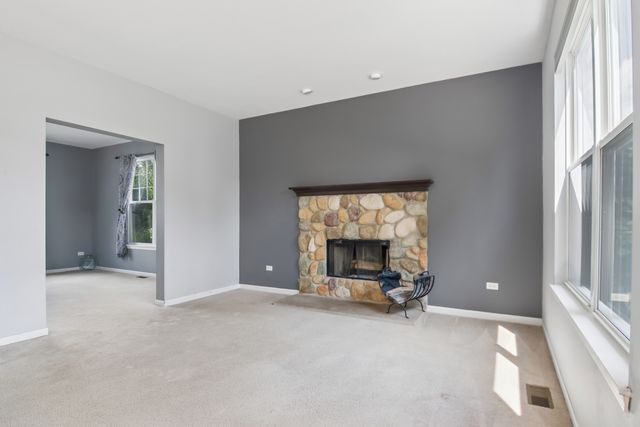 1999 Sparrow Circle, Round Lake, IL 60073
