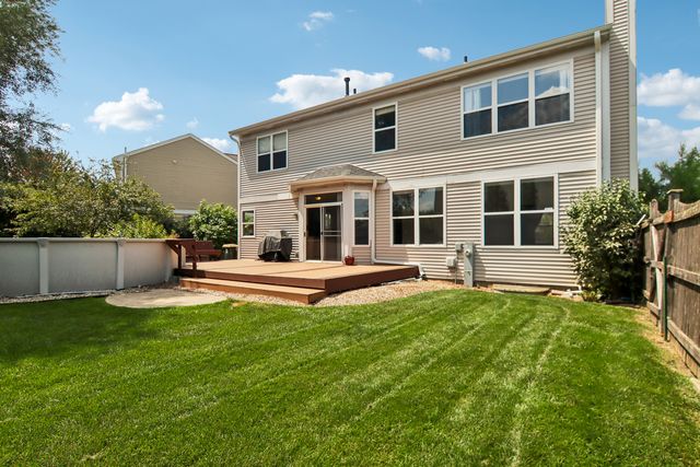 1999 Sparrow Circle, Round Lake, IL 60073