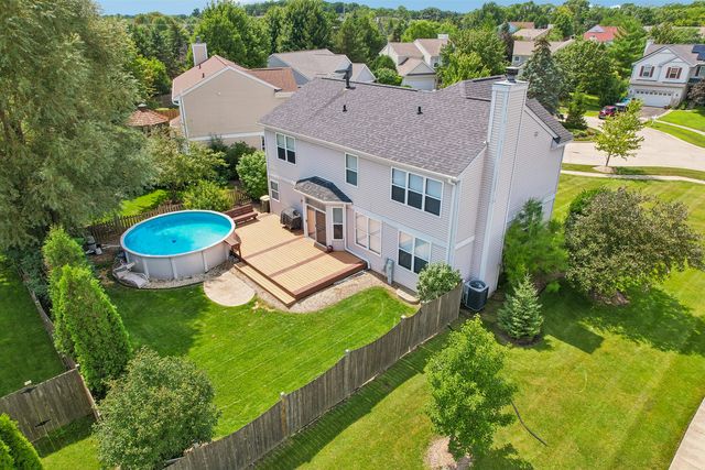 1999 Sparrow Circle, Round Lake, IL 60073