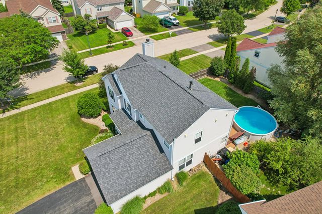 1999 Sparrow Circle, Round Lake, IL 60073