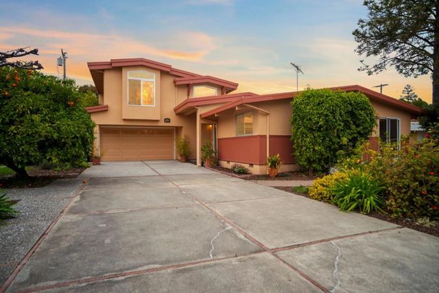 3786 Corina Way, Palo Alto, CA 94303