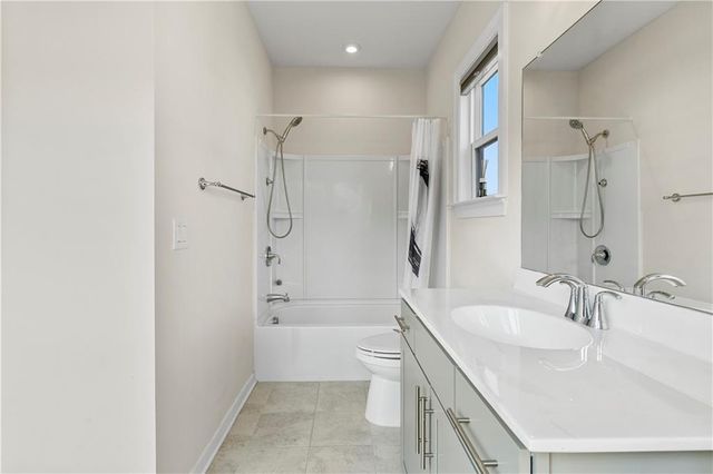 2076 Holtz Lane, Atlanta, GA 30318
