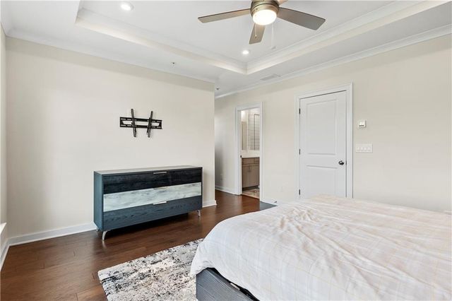 2076 Holtz Lane, Atlanta, GA 30318