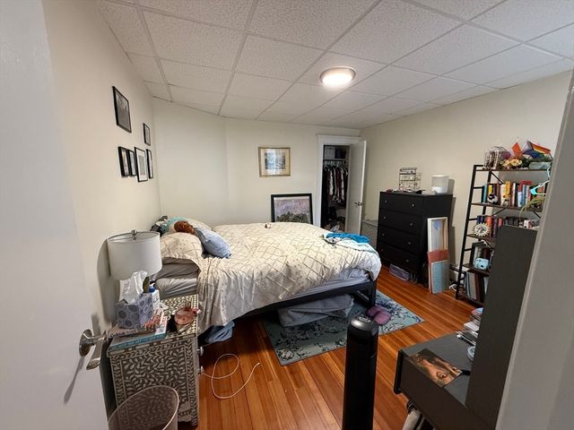 112 Thurston 2, Somerville, MA 02145