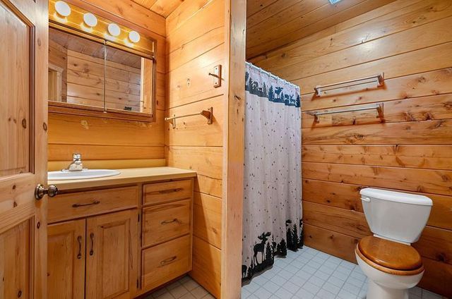 14754 N MCCOMB LAKE LANE, Mountain, WI 54149