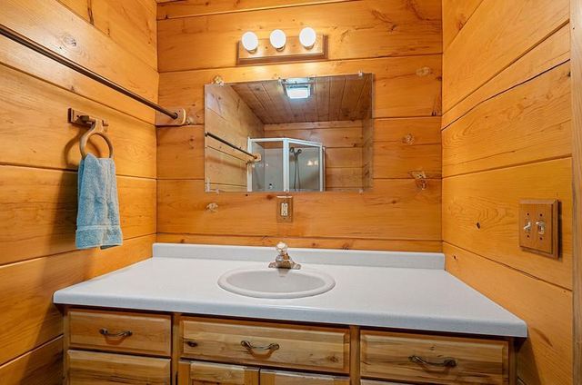 14754 N MCCOMB LAKE LANE, Mountain, WI 54149