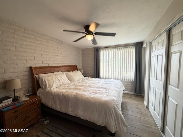 8243 E Escalante Road, Tucson, AZ 85730