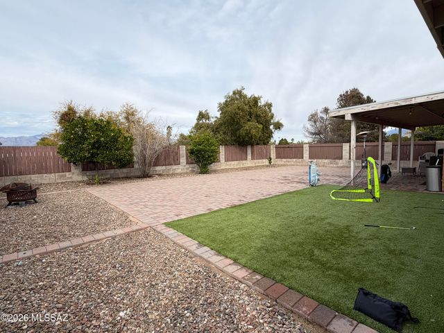 8243 E Escalante Road, Tucson, AZ 85730