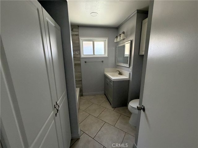 21112 E Brookport, Covina, CA 91724