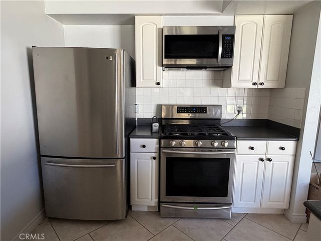 21112 E Brookport, Covina, CA 91724