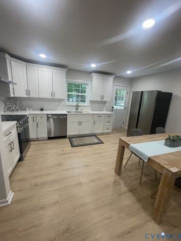 11821 Goldenbrook Dr, Chesterfield, VA 23832