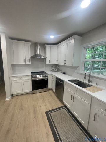 11821 Goldenbrook Dr, Chesterfield, VA 23832