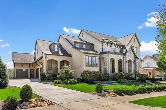 5214 Wildings Blvd, College Grove, TN 37046