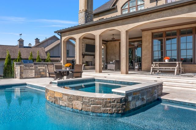 5214 Wildings Blvd, College Grove, TN 37046