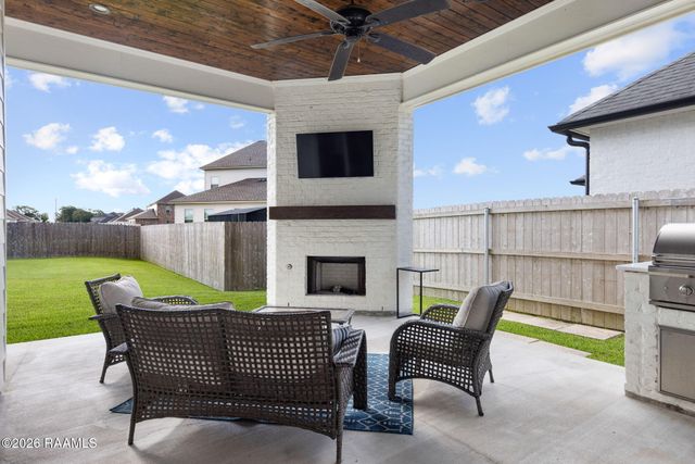 209 San Domingo Drive, Youngsville, LA 70592