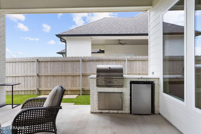 209 San Domingo Drive, Youngsville, LA 70592