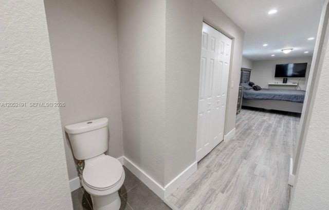 1120 S 28th Avenue, Hollywood, FL 33020