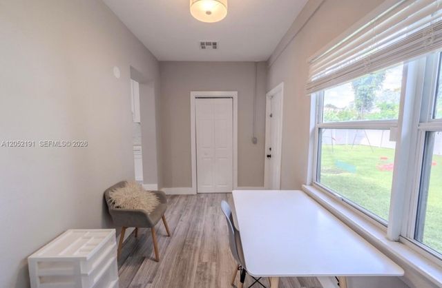 1120 S 28th Avenue, Hollywood, FL 33020