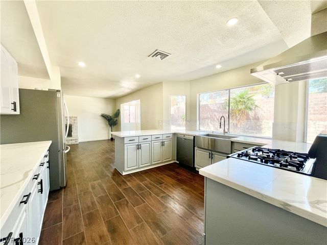 1121 Fuente Way, Boulder City, NV 89005