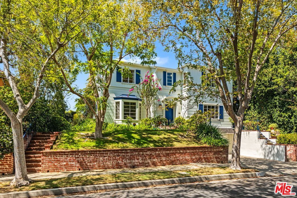 811 Thayer Avenue, Los Angeles, CA 90024 — exterior